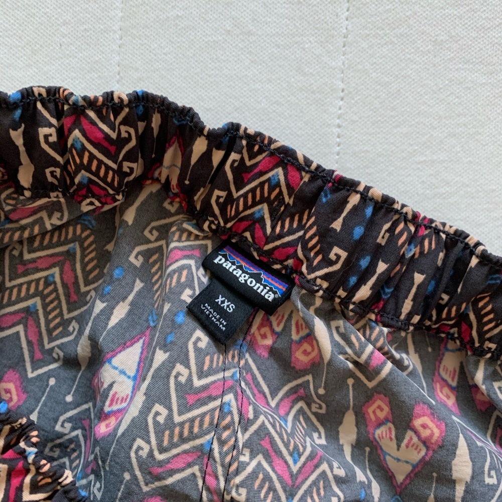 Patagonia Barely Baggies Shorts - XXS Like New!